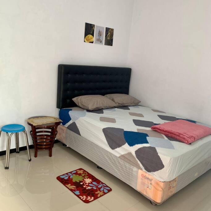 Kayz Villa Batu Dengan Kolam Renang Pribadi Экстерьер фото